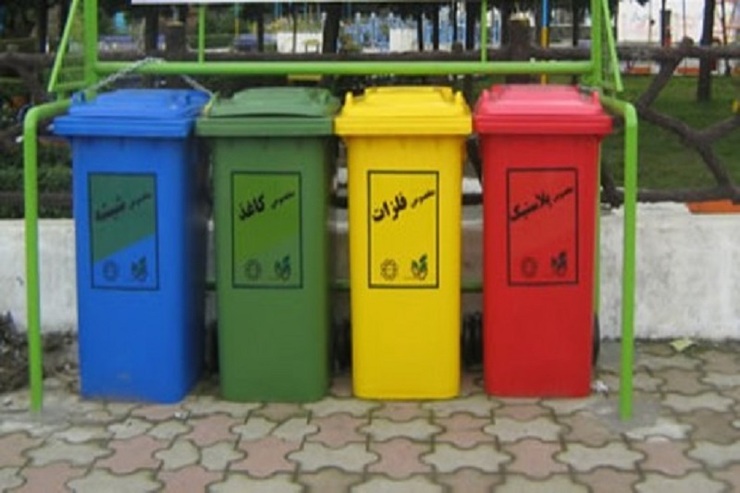 جمع آوری روزانه ۲۲۸ تن زباله خشک به صورت تفکیک از مبدا در مشهد
