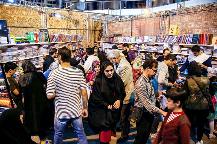 بازار داغ کالاهای آموزشی در نمایشگاه پاییزه مشهد