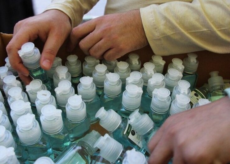 کارگاه تولید ژل ضدعفونی تقلبی در مشهد مهر و موم شد
