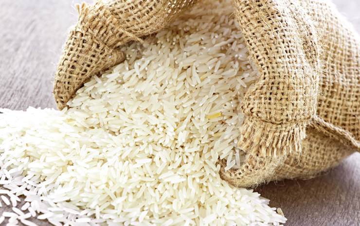 با وجود دستور وزارت صمت، همچنان قیمت برنج خارجی در بازار به دو برابر قیمت خود رسیده است