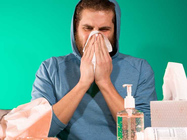 تفاوت کرونا با آنفلوآنزا و سرماخوردگی + فیلم