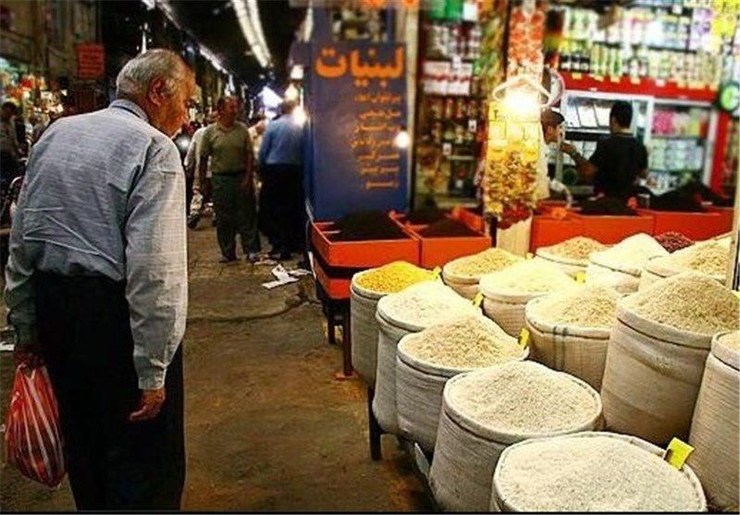 قیمت یک کیسه ۱۰ کیلویی برنج مرغوب ایرانی، یک میلیون تومان! (۲۰ بهمن‌ماه ۱۴۰۰)