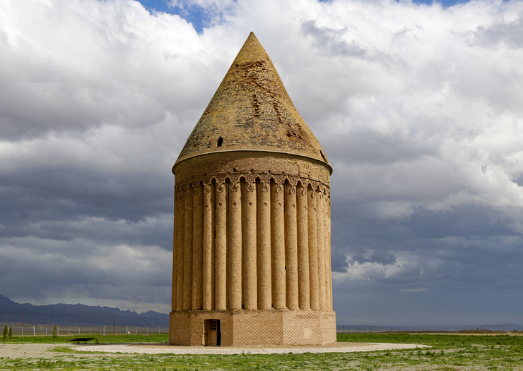 ویدئو | بناهای تاریخی مشهد، این قسمت: برج رادکان