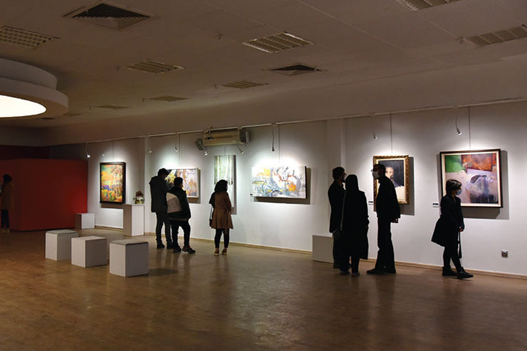 نگاهی به نمایشگاه گروهی نقاشی «در امتداد لحظه‌ها» در نگارخانه رضوان مشهد