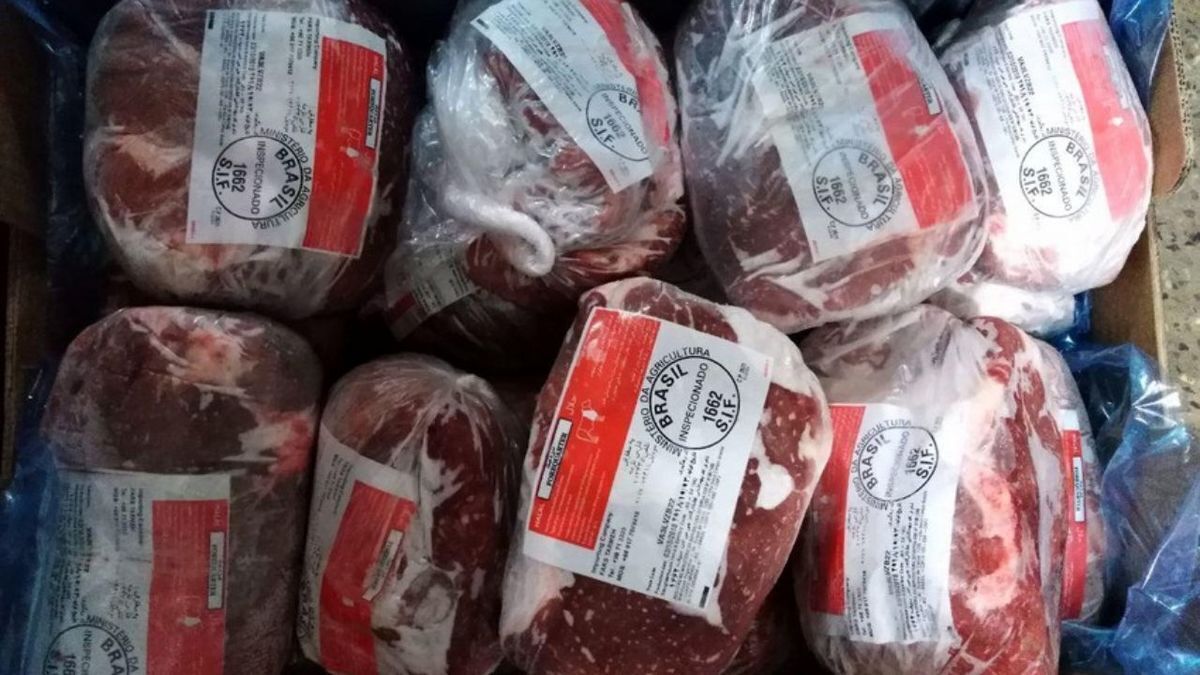 علت توقف واردات گوشت برزیلی چه بود؟ | آیا گوشت‌های موجود در بازار سالم است؟