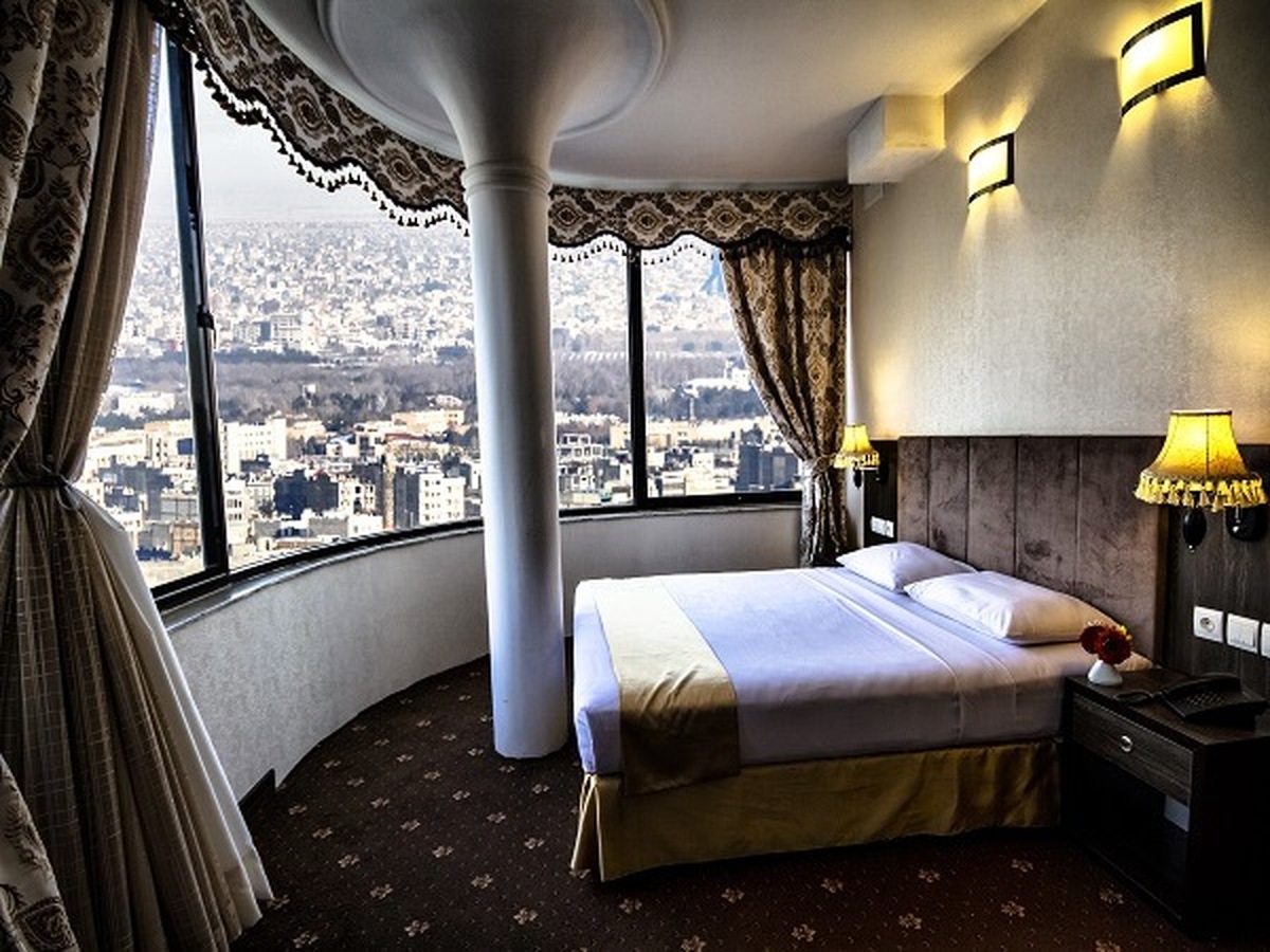 ۳۰ هزار تخت اضافه در هتل‌ها ایجاد شده است | ۵۲ درصد هتل‌های کشور در مشهدالرضا (ع) هستند