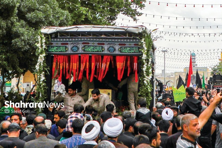 تشییع پیکر شهید محمداسماعیل عرب زوزنی در اجتماع صادقیون مشهد