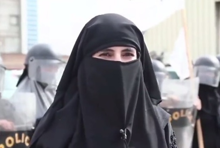 طالبان از نیروهای پلیس زن رونمایی کرد + فیلم