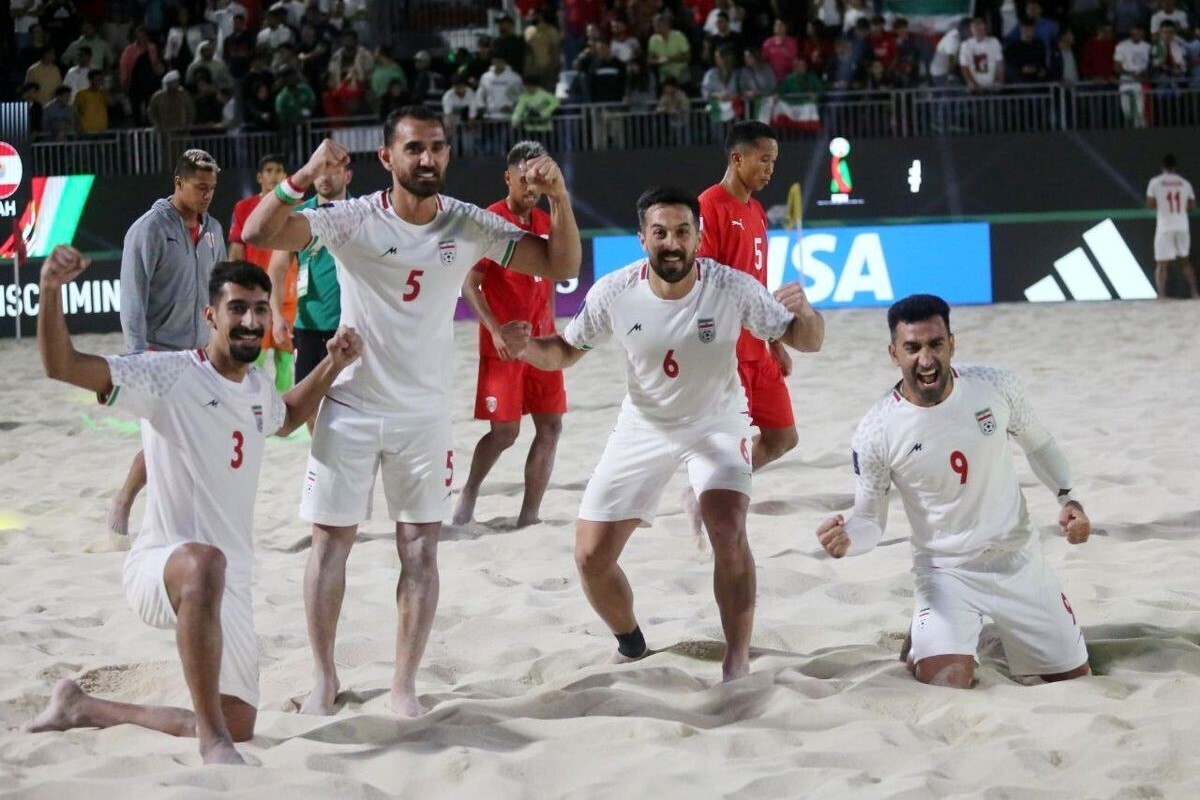 واکنش صفحه رسمی AFC به تقابل ایران و برزیل در جام جهانی فوتبال ساحلی + عکس