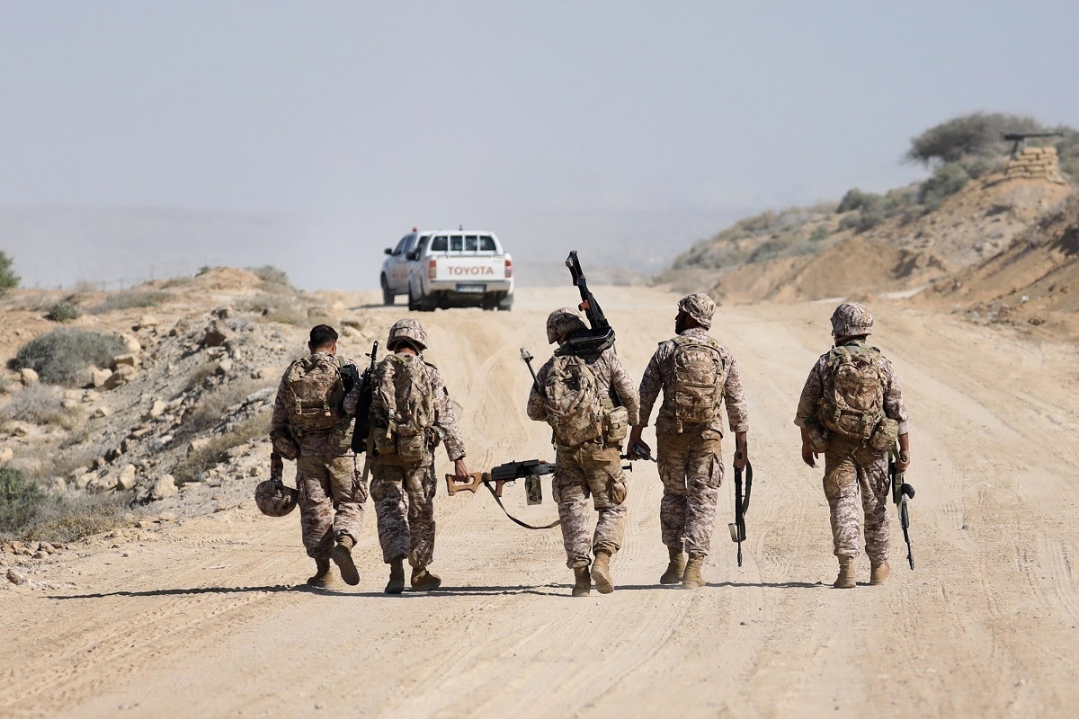 اعزام نیرو و تجهیزات نظامی به مرزهای آذربایجان و ارمنستان | «تکذیب می‌شود»