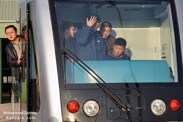 تست گرم اولين واگن قطار شهري مشهد