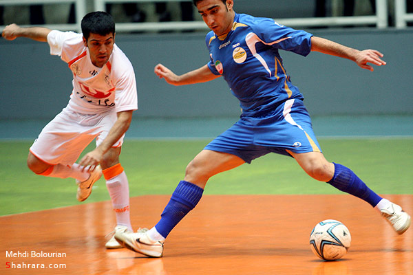 علم و ادب - فيروز صفه اصفهان