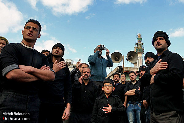 عزاداری مردم مشهددرسالروز شهادت امام رضا(ع)