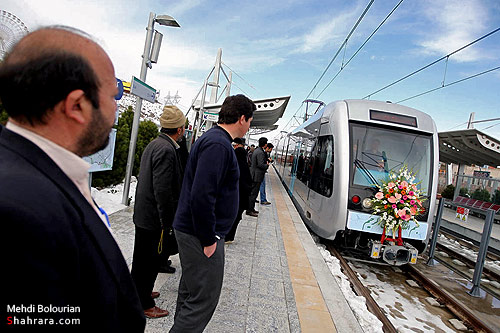 بهره برداري آزمايشي از قطار شهري مشهد