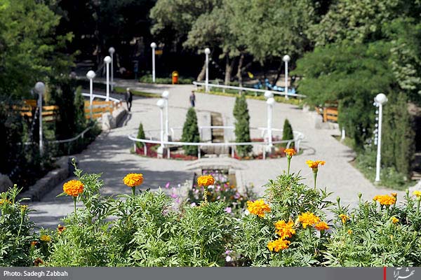 بوستان وكيل آباد آماده پذيرايي از زائران و مجاوران