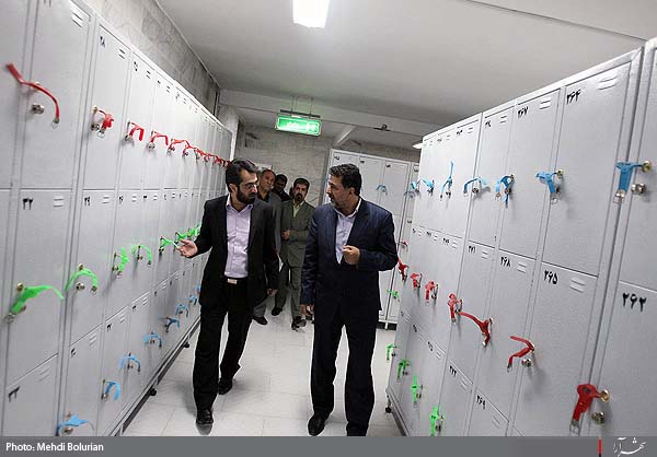 بازسازي و تجهيز استخر پارك ملت