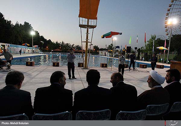 بازسازي و تجهيز استخر پارك ملت