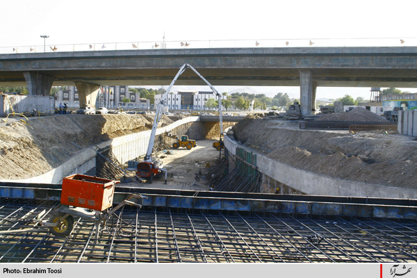 آخرين پيشرفت زيرگذر تقاطع غير هم سطح ميدان جمهوري