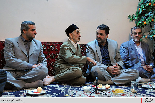 دیدار شهردار مشهد با پدر شهید کاوه