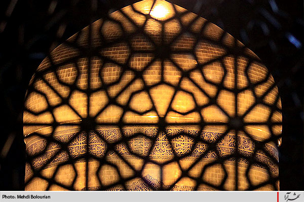 ليله القدر در حرم رضوي -1