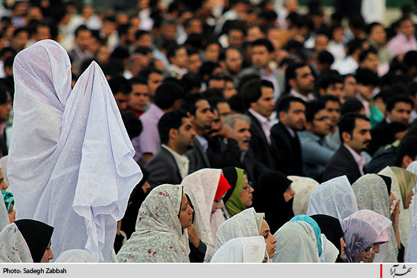 جشن ازدواج دانشجويي در حرم امام رضا(ع)