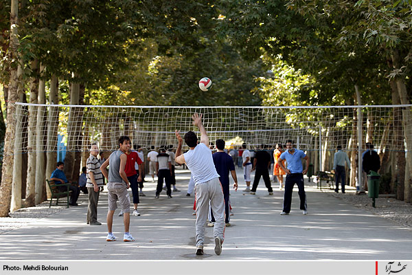 ورزش صبحگاهي در بوستان ملت