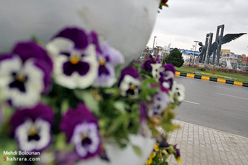 دروازه بهشت در ميدان پانزده خرداد