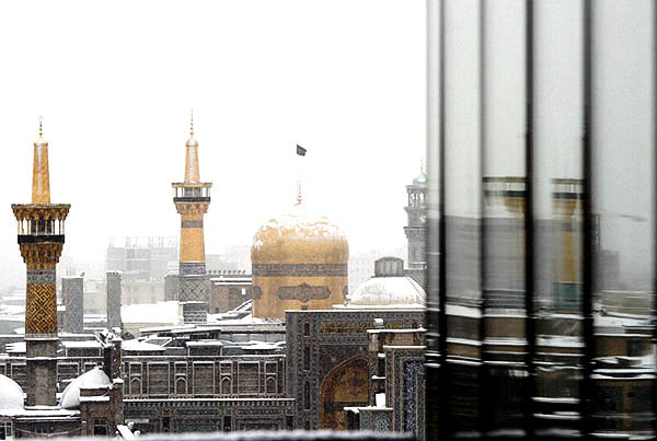 بارش برف در شهر بهشت