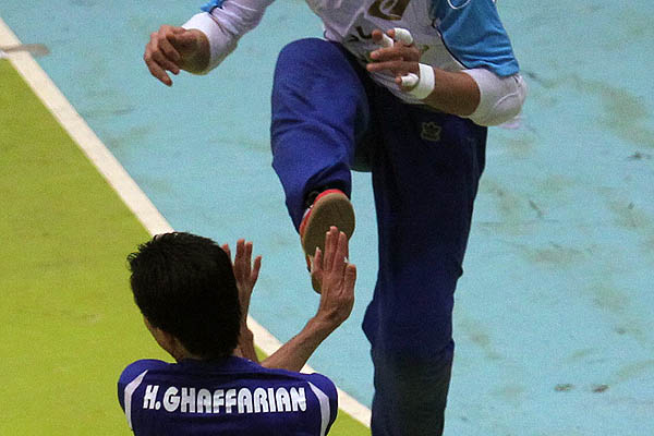 فوتسال:فردوسی-اعتماد ایرانیان