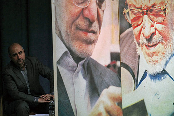 آیین بزرگداشت دو شاعر انقلابی و آیینی خراسان 