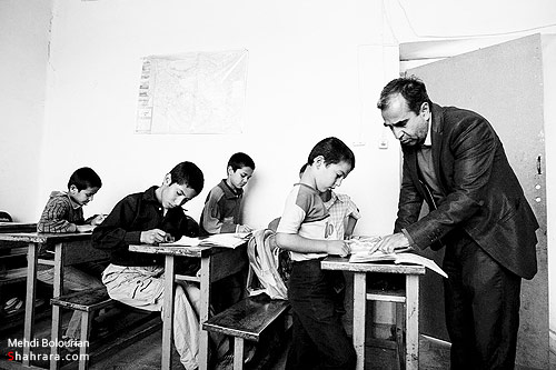 دبستان يك كلاسه رشادت