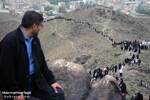 كوهپيمايي عمومي باحضور خانواده شهدا و جانبازان