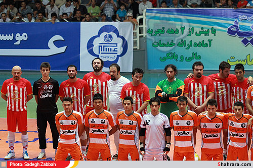 دیدار خیریه تیم‌های فوتسال علم و ادب و ستارگان ایران 