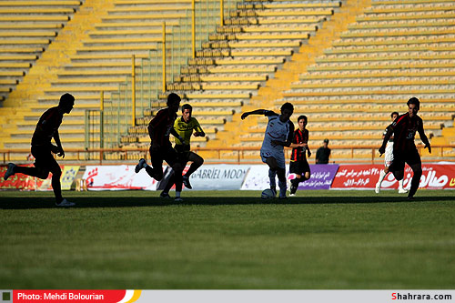 سیاه جامگان ابومسلم - پرسپولیس