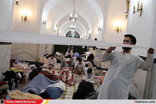 مراسم اعتكاف طلاب در حرم مطهر رضوی