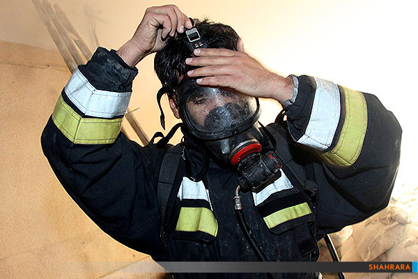 آتش سوزی فروشگاه مبل/1