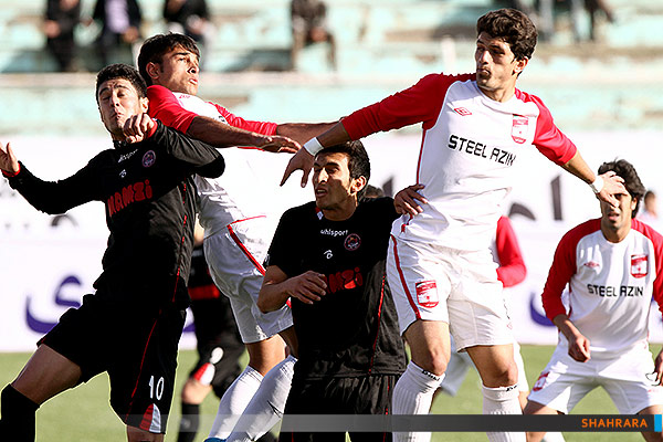 سیاه جامگان/ استیل آذین