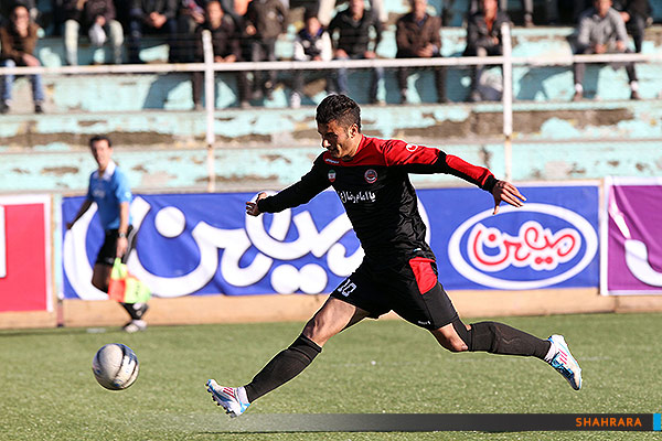 پیروزی 4 بر 1 ابومسلم برابر شاهین بوشهر