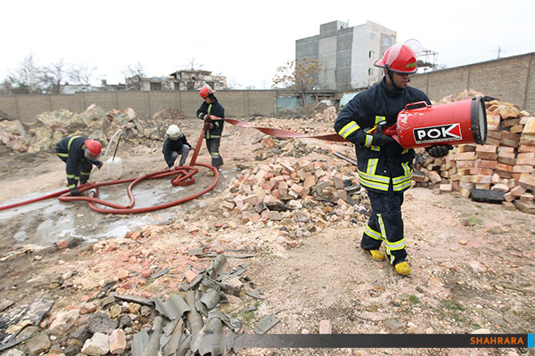 مانور امداد و نجات آتش نشانی