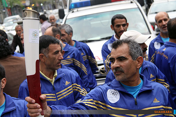 حمل مشعل سومین المپیاد ورزشی محلات مشهد
