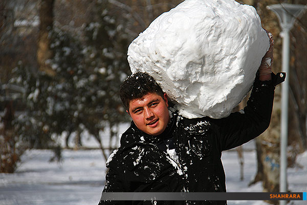 بارش اولین برف پاییزی در مشهد/3