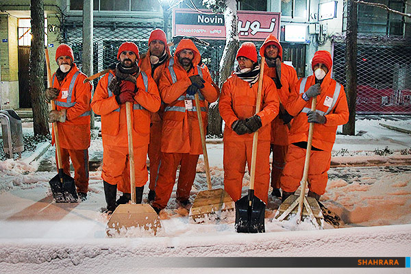 بارش اولین برف پاییزی در مشهد/4