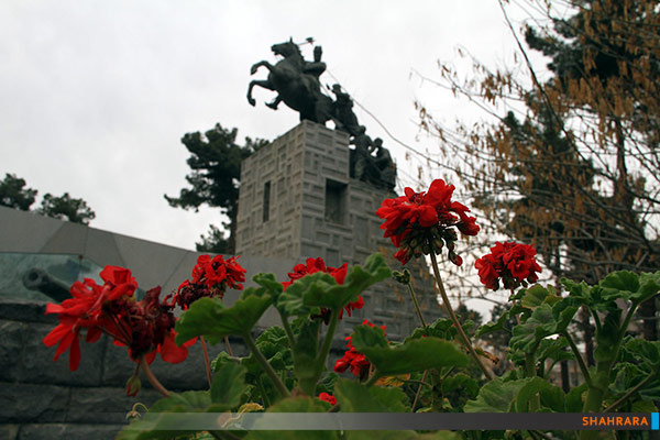 مسافران نوروزی در باغ موزه نادری