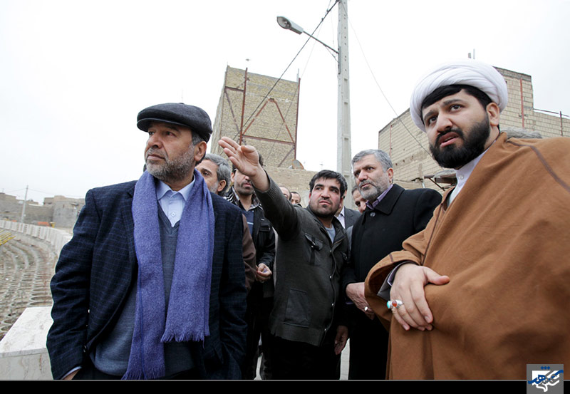 بازدید شهردار و اعضای شورای شهر از مناطق کم برخوردار