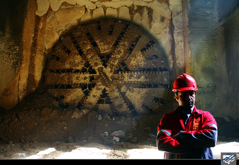 بازدید اعضای شورای اسلامی شهر مشهد از پروژه خط 2 قطار شهری