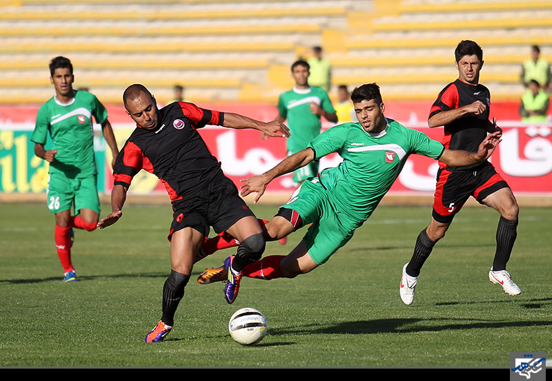 دیدار ابومسلم و ایران جوان