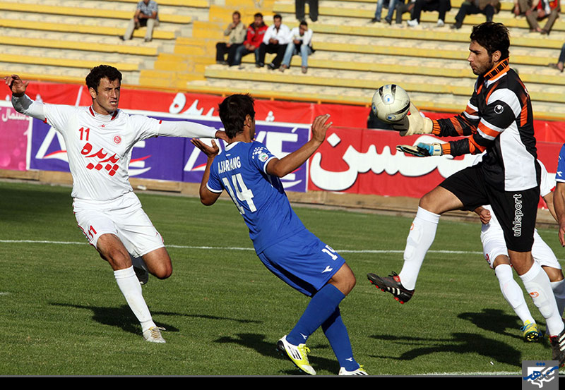 دیدار پدیده و استقلال اهواز