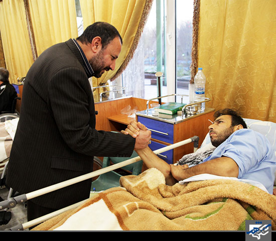  عیادت اعضای شورای اسلامی شهر مشهد از جانبازان