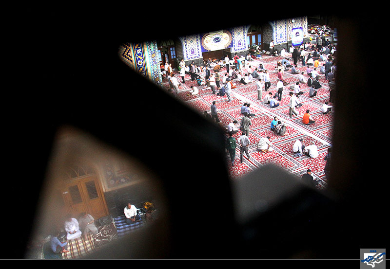 مراسم معنوی اعتکاف در حرم مطهر