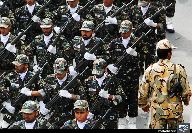 مراسم رژه روز ارتش در مشهد